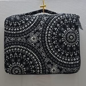 Vera Bradley Black Bandana Medallion Padded Laptop / Tablet Sleeve